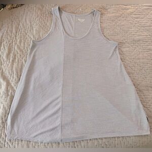 Athleta scoop neck flowy breezy Ribbed Gray Tank Top 74% tencel modal medium